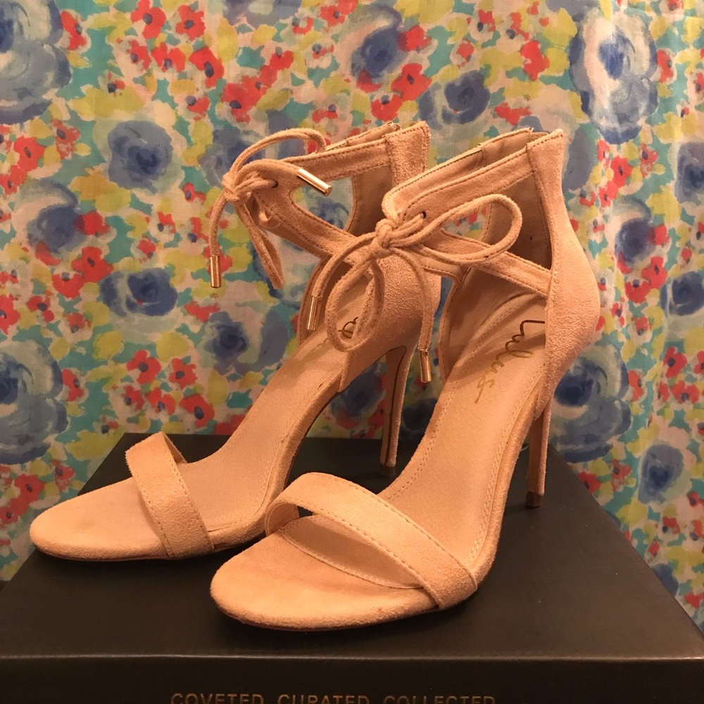 Lulus nude suede heal